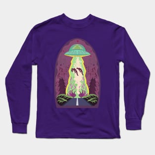 Man and Woman being abducted by alien spacecraft Long Sleeve T-Shirt